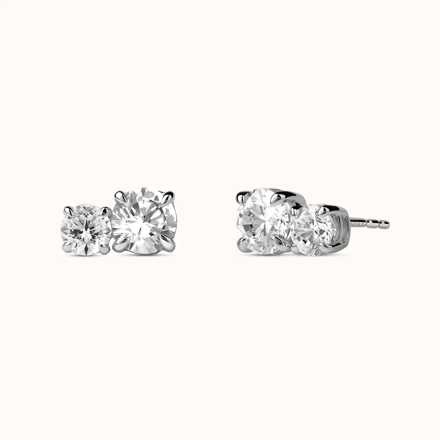 Asymmetrical Round Diamond Toi et Moi Studs