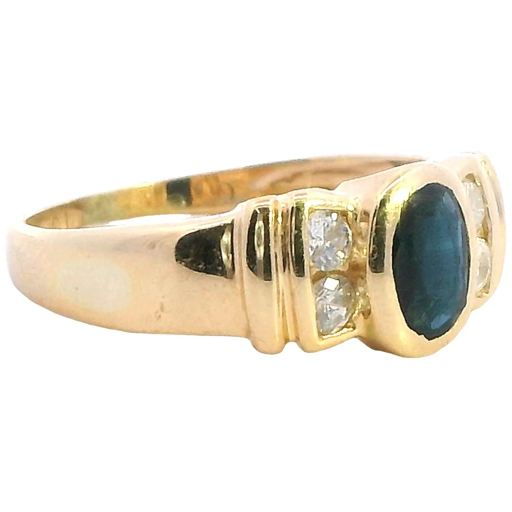 Elegant 18K Yellow Gold Sapphire & Diamond Ring Timeless Beauty