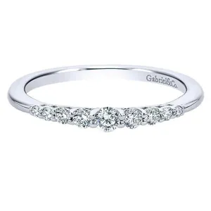 Gabriel & Co. Graduating Diamond Wedding Band