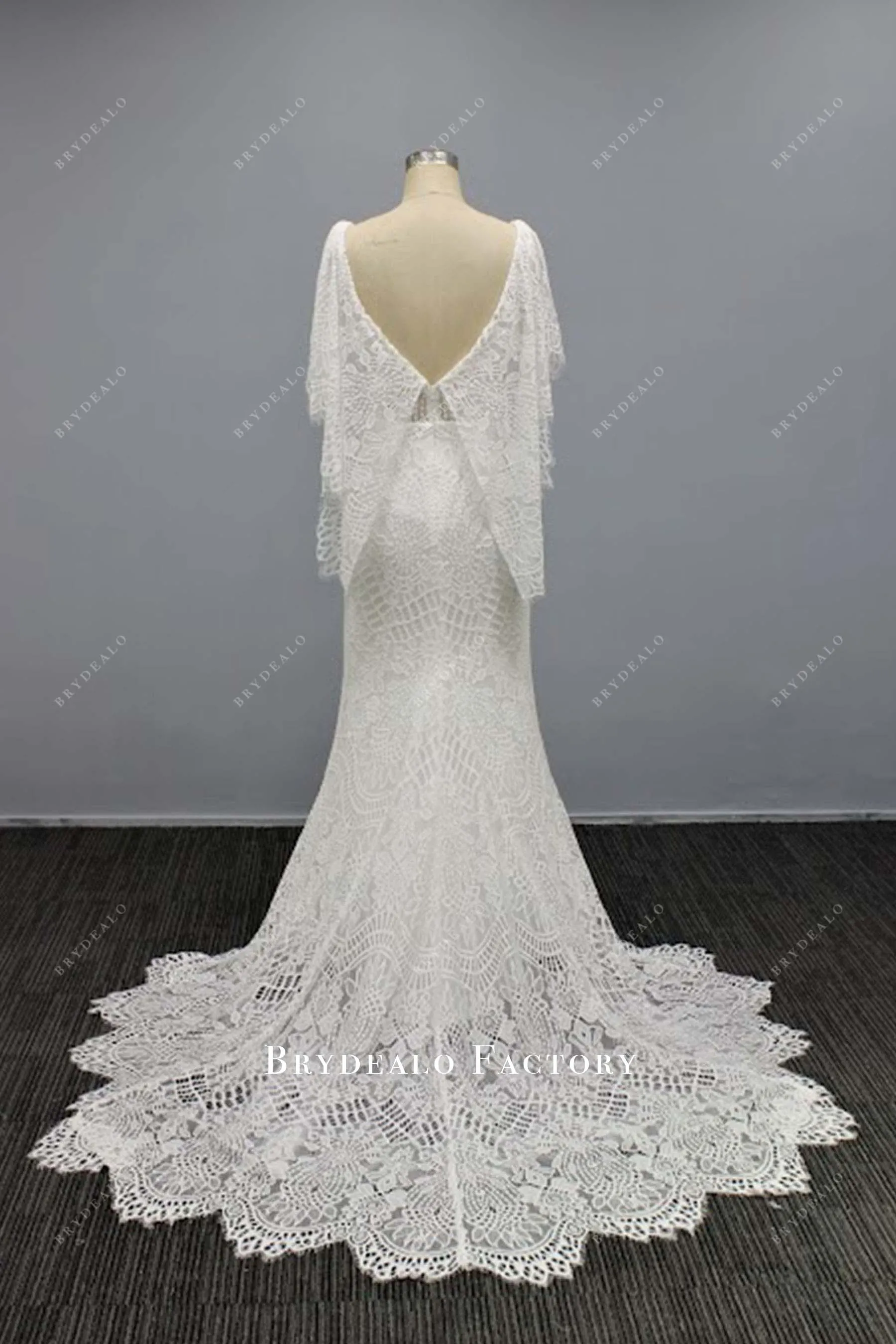 Lace Flutter Sleeves V-Neck Mermaid Wedding Dress