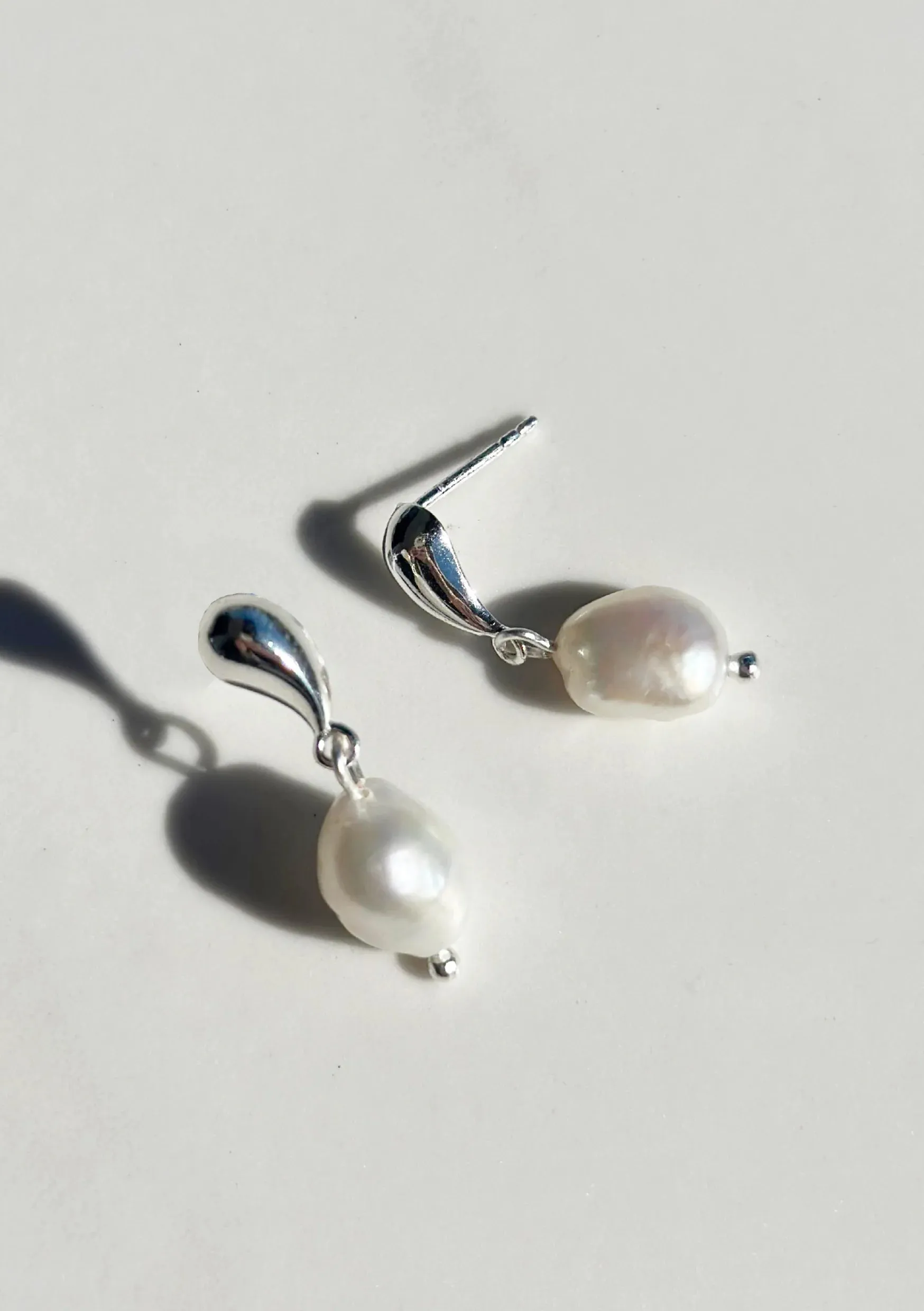 Lola Knight - Hailey - Pearl Drop Bridal Earrings - Silver