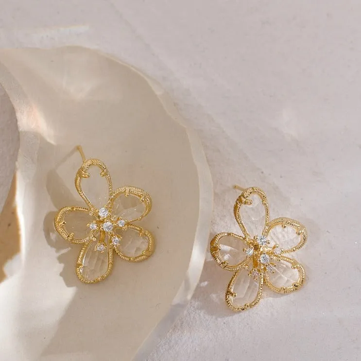 Romantic Jewelry Handmade Flower Drop Earrings for Women in Gold Color