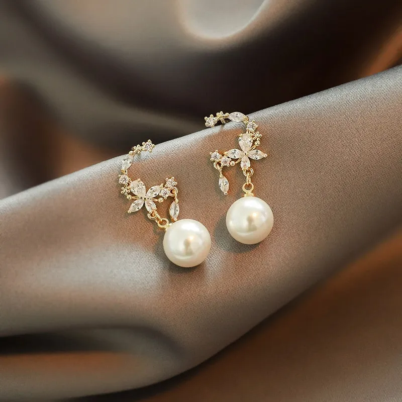 Wedding Jewelry Romantic Flower Stud Earrings for Women with Zircon in Gold Color